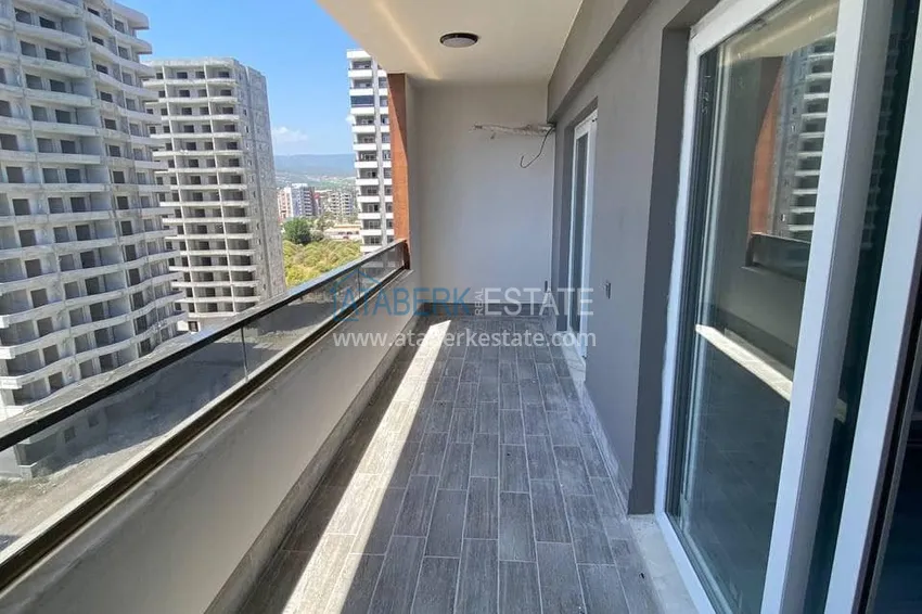 Приобрести Прекрасная двухкомнатная квартира с видом на море в Арпачбахшиш, Мерсин 2 