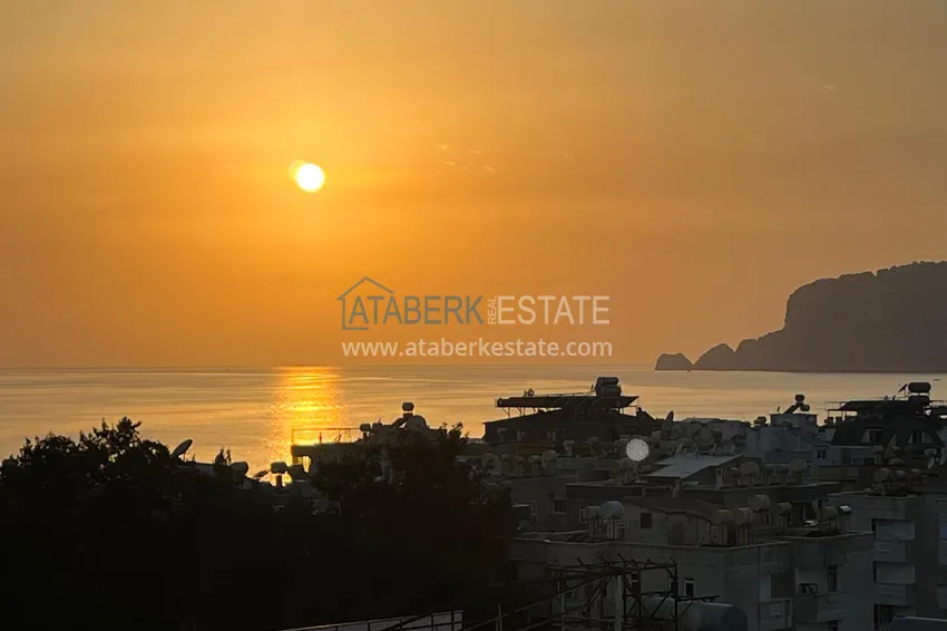 Приобрести Двухуровневый пентхаус с авторским дизайном и исключительными видовыми характеристиками – Тосмур, Алания 37 