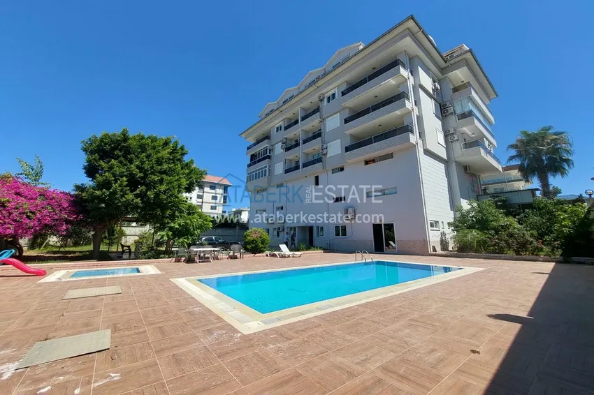 Квартира 2+1 с мебелью и застекленным балконом, район Кестель – Алания 4 