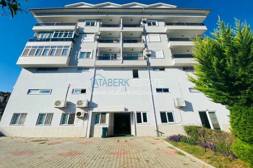 Квартира 2+1 с мебелью и застекленным балконом, район Кестель – Алания 6 