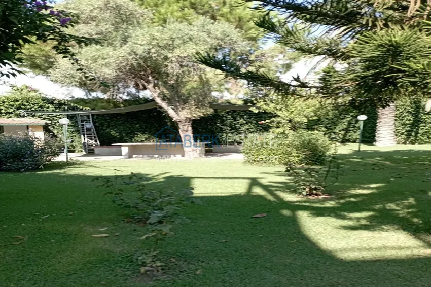 Двухэтажная вилла с мебелью в коттеджном комплексе – Алания, район Конаклы 4 