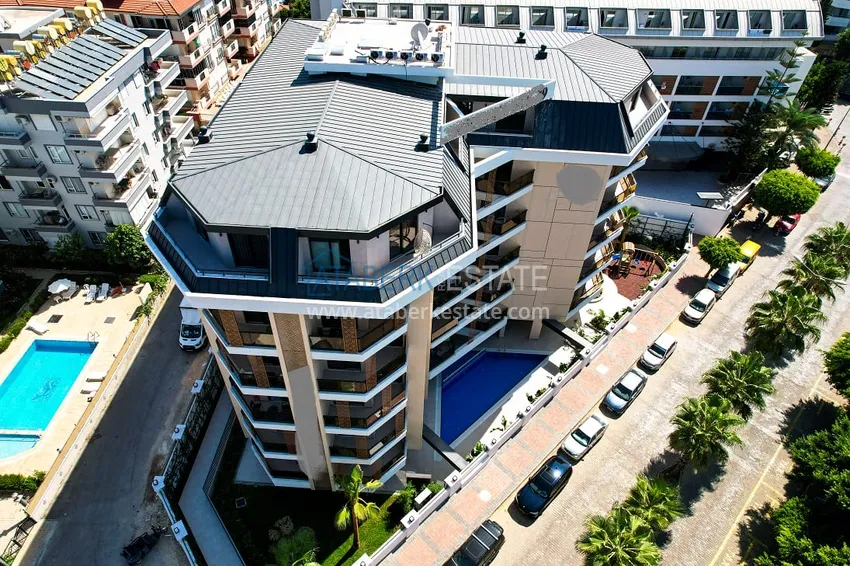 Трёхкомнатная квартира в районе Оба. Недвижимость подходит для краткосрочной аренды 5