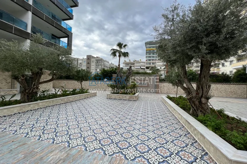 Квартира в Махмутларе с дизайнерским интерьером и прямым видом на море 5 