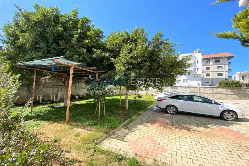 Квартира 2+1 с мебелью и застекленным балконом, район Кестель – Алания 8 