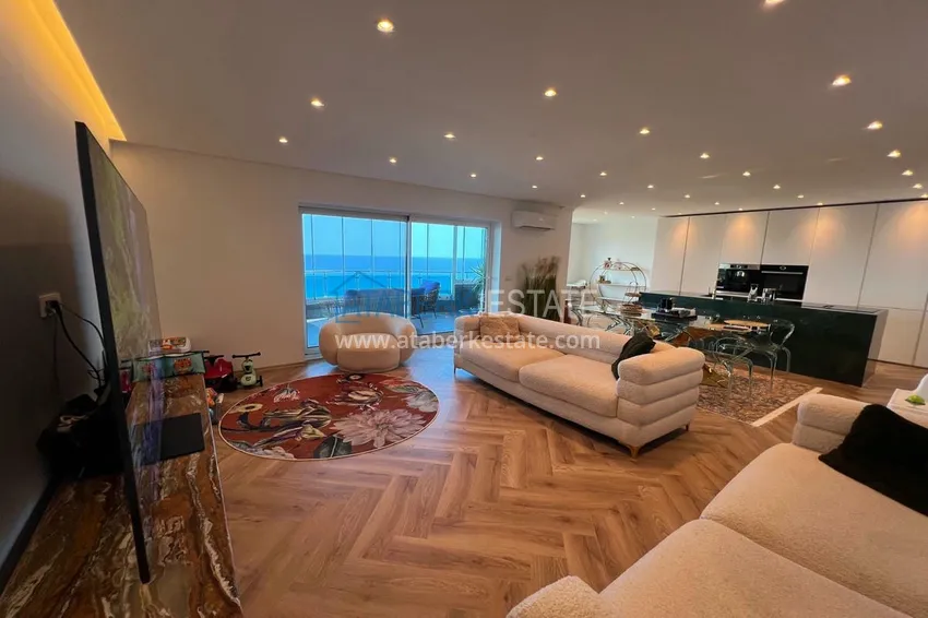 Приобрести Линейная квартира 3+1 с мебелью и застеклённым балконом на первой береговой, район Тосмур – Алания 5 