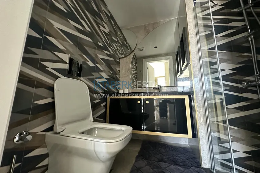 Приобрести Квартира 1+1 с мебелью и всего в 400 метрах от моря, район пляжа Клеопатра - центр Алании 1