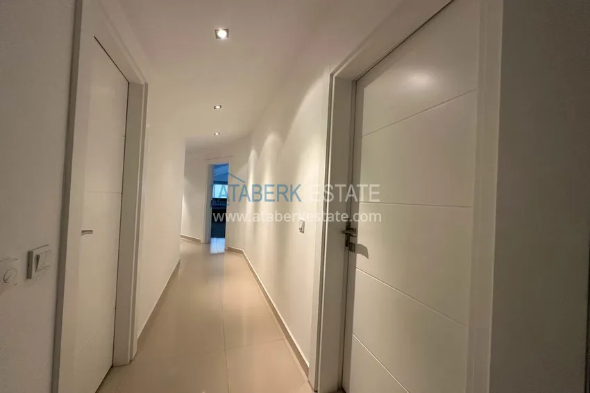 Приобрести Пентхаус-дуплекс с мебелью в центре Алании - район пляжа Клеопатра 6 