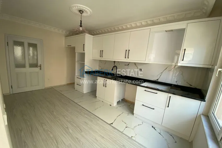 Приобрести Четырехкомнатная квартира в центре Алании - район пляжа Клеопатра 6 