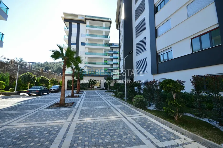 Квартира 1+1 меблированная в резиденции премиум сегмента, район Каргыджак – Алания 7 