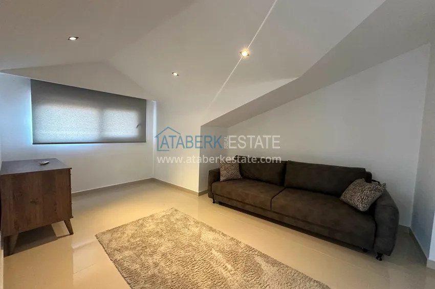 Приобрести Пентхаус-дуплекс с мебелью в центре Алании - район пляжа Клеопатра 8 