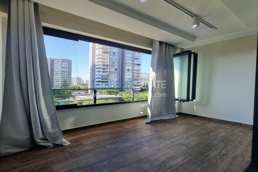 Приобрести Двухкомнатная квартира 80м2 с мебелью и застекленным балконом в Мерсине, Енишехир 8 