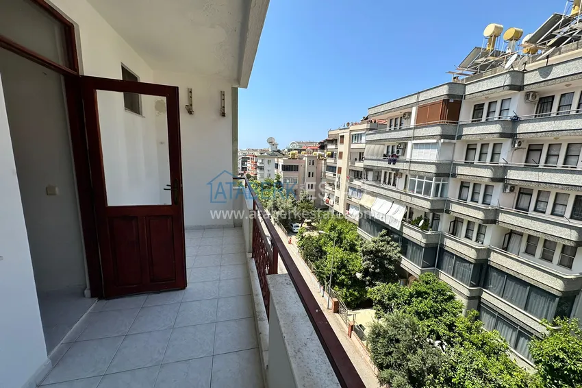 Приобрести Просторная квартира 3+1 в районе Клеопатра с видом на Кале 10