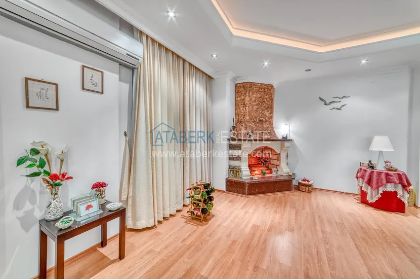 Приобрести Линейная квартира 4+1 с современным интерьером в комплексе на первой береговой в Алании, район Оба 11