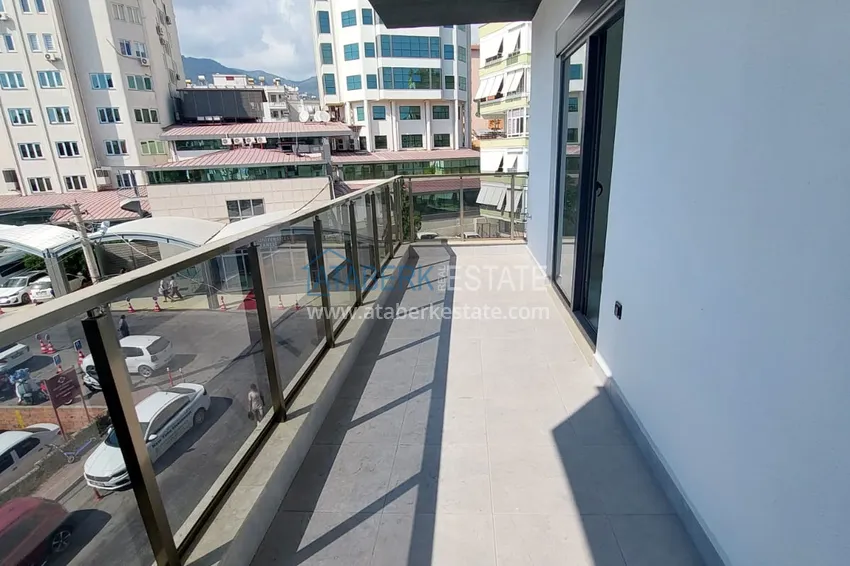 Приобрести Двухкомнатная квартира 75 м2 в центре Алании в новом жилом комплексе 11 