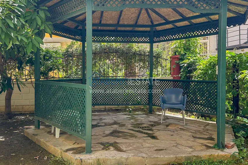 Пентхаус-дуплекс в центре Алании – мебель, вид на море и горы, в 450 метрах от пляжа 13 