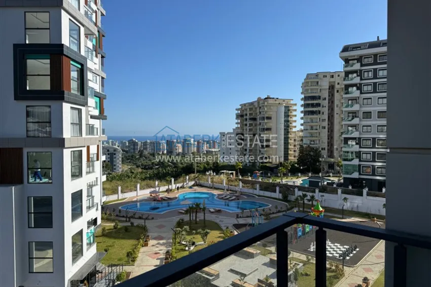 Приобрести Трехкомнатная квартира в комплексе сегмента комфорт - Махмутлар, Алания 13