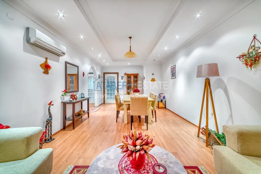 Приобрести Линейная квартира 4+1 с современным интерьером в комплексе на первой береговой в Алании, район Оба 18