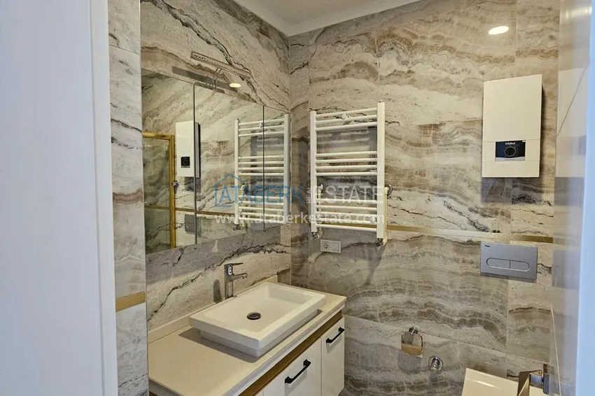 Приобрести Двухуровневый пентхаус с мебелью от собственника в районе Авсаллар, Алания 16 