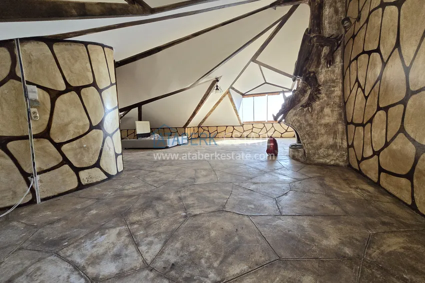 Приобрести Двухэтажная смежная вилла с панорамным видом в районе Бекташ, Алания. Недвижимость подходит для гражданства 16 