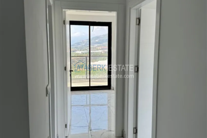 Приобрести Трехкомнатная квартира в комплексе сегмента комфорт - Махмутлар, Алания 1