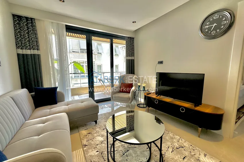 Приобрести Двухкомнатная квартира в современном комплексе – центр Алании 1 