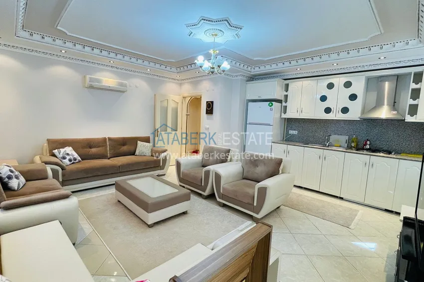 Приобрести Трехкомнатные апартаменты в районе Махмутлар, Алания 1 