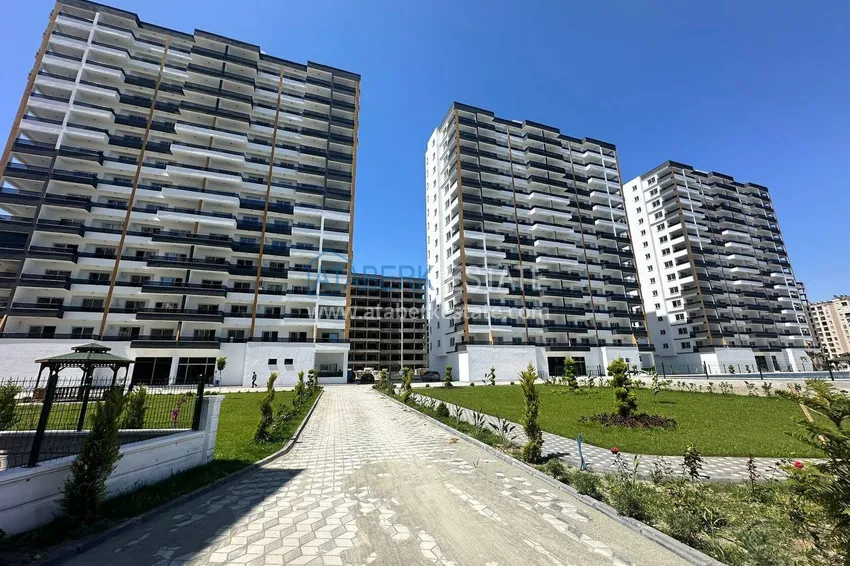 Срочная продажа: Просторная квартира с видом на море в Мерсине, Томюк 1 