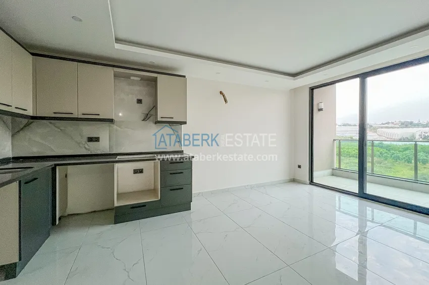 Приобрести Двухкомнатная квартира с чистовой отделкой в комплексе комфорт-класс - район Авсаллар 1