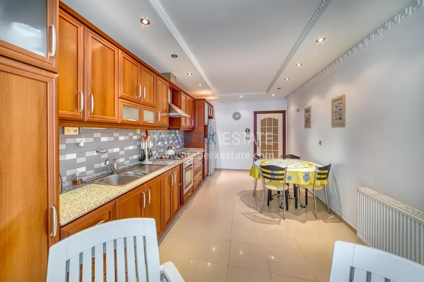 Приобрести Линейная квартира 4+1 с современным интерьером в комплексе на первой береговой в Алании, район Оба 22