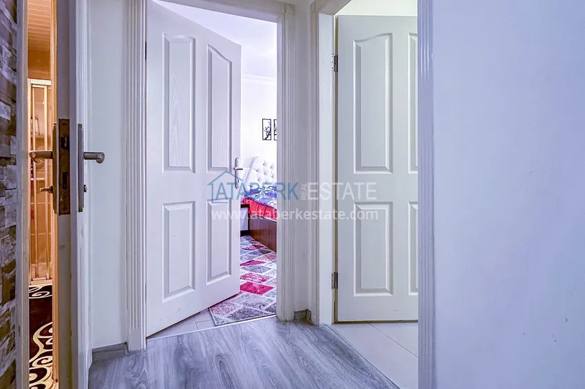 Приобрести Пентхаус-дуплекс в центре Алании – мебель, вид на море и горы, в 450 метрах от пляжа 23 