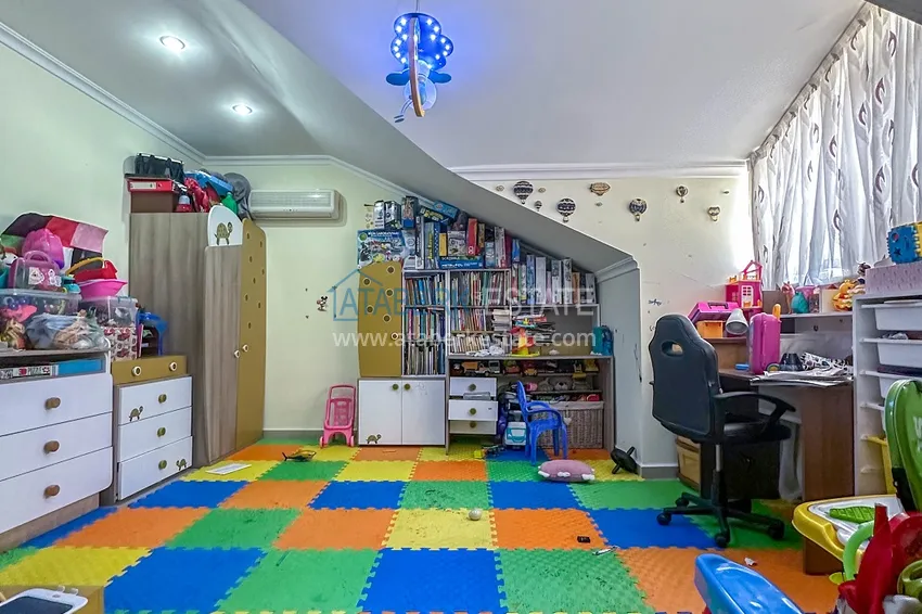 Приобрести Пентхаус-дуплекс в центре Алании – мебель, вид на море и горы, в 450 метрах от пляжа 30 