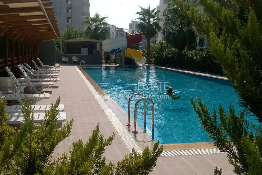 Предложение от собственника – двухкомнатная квартира с чистовой отделкой в Тедже, Мерсин 1 