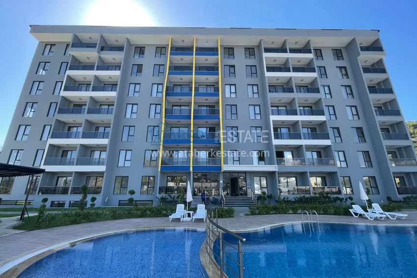 Дуплекс с новой мебелью и видом на горы в современном комплексе - город Газипаша 2 