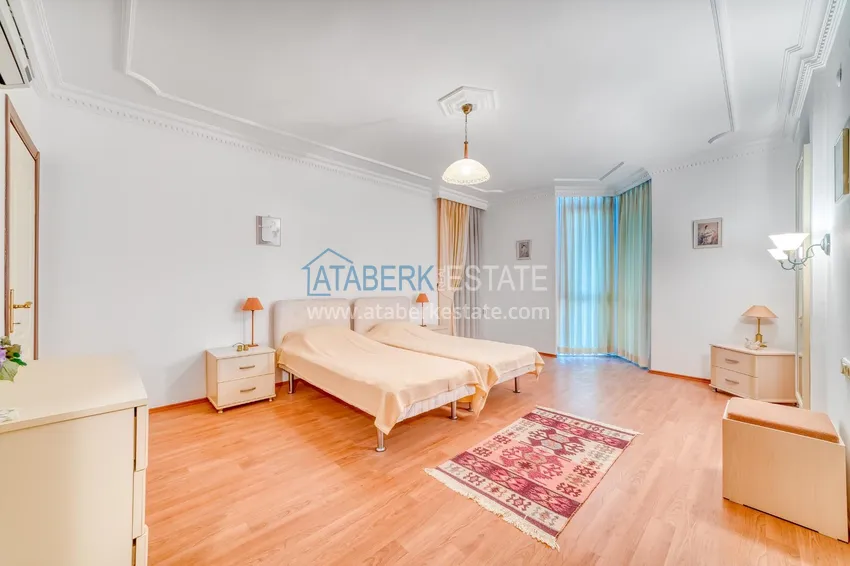 Приобрести Линейная квартира 4+1 с современным интерьером в комплексе на первой береговой в Алании, район Оба 32