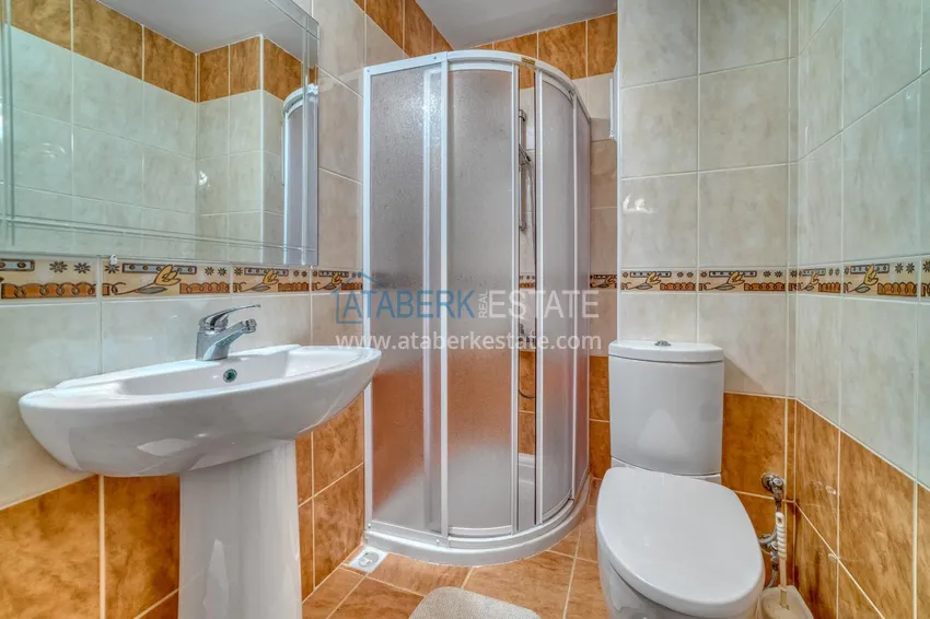 Приобрести Линейная квартира 4+1 с современным интерьером в комплексе на первой береговой в Алании, район Оба 35