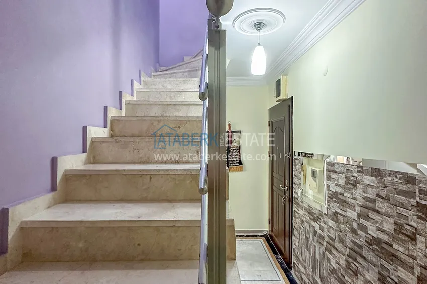 Приобрести Пентхаус-дуплекс в центре Алании – мебель, вид на море и горы, в 450 метрах от пляжа 3 