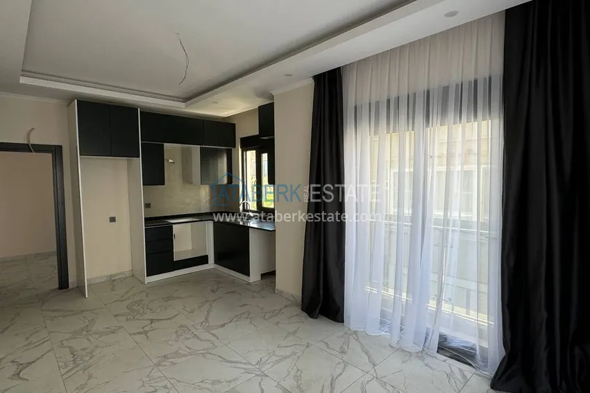 Приобрести Двухкомнатная квартира от собственника в жилом комплексе с инфраструктурой – центр Алании 3 