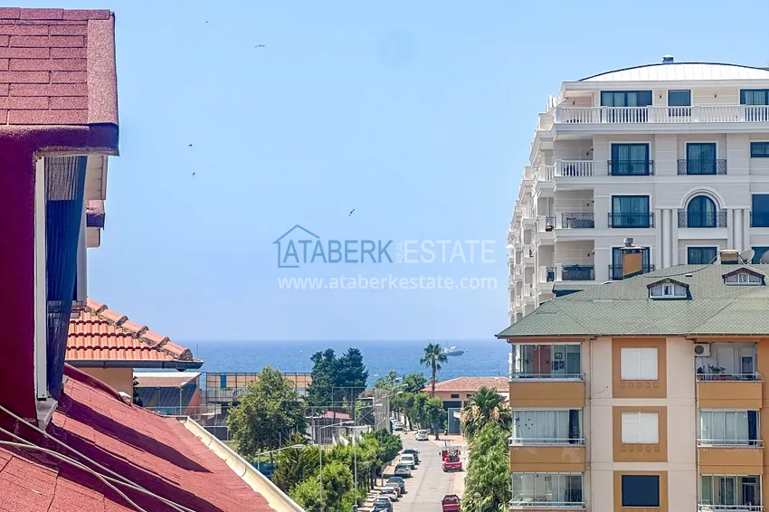Приобрести Пентхаус-дуплекс в центре Алании – мебель, вид на море и горы, в 450 метрах от пляжа 43 