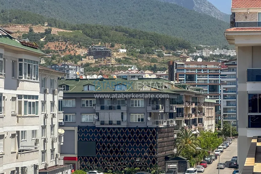 Приобрести Пентхаус-дуплекс в центре Алании – мебель, вид на море и горы, в 450 метрах от пляжа 44 