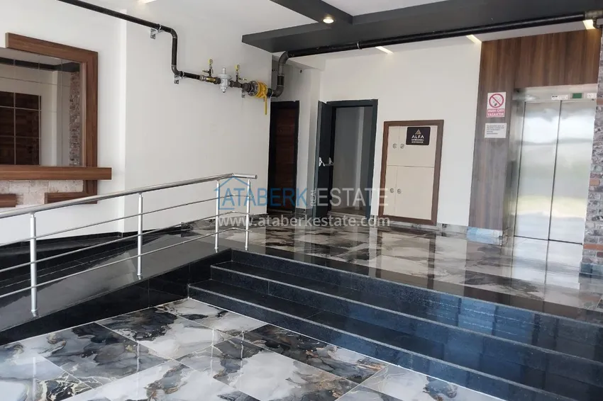 Трехкомнатная квартира с мебелью и видом на море в Мерсине - центр Соли  5 