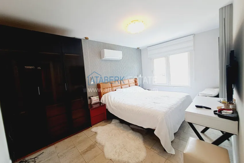 Приобрести Трехкомнатная квартира с видом в уютном жилом комплексе. Район Джикджилли, Алания 7 