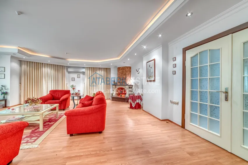 Приобрести Линейная квартира 4+1 с современным интерьером в комплексе на первой береговой в Алании, район Оба 6