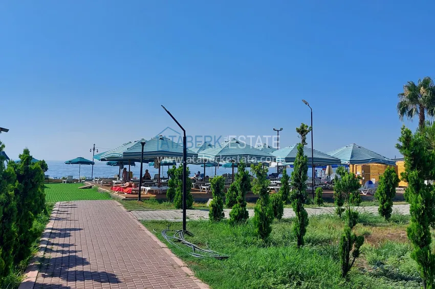 Трехкомнатная квартира с мебелью и панорамным видом на море в Чешмели, Мерсин 10 