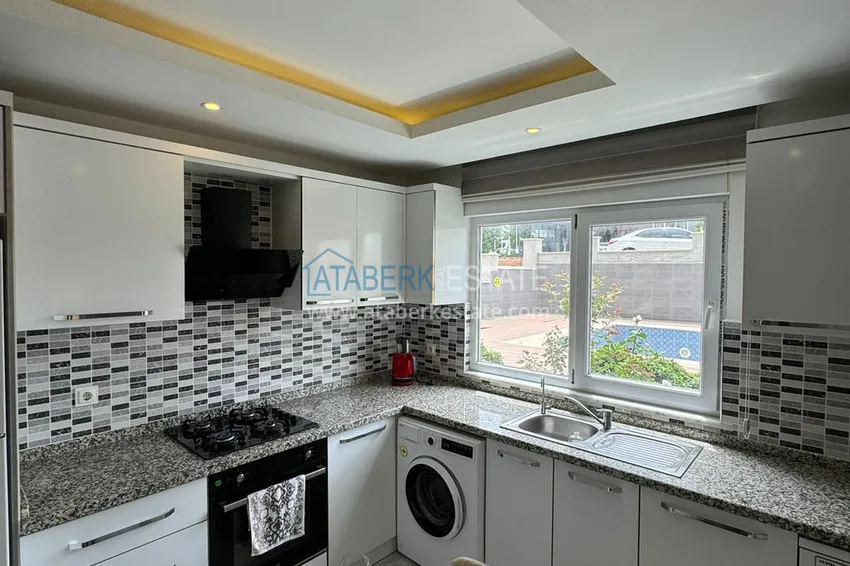 Приобрести Двухуровневая квартира с мебелью в районе Кестель – 100 метров от моря 7 