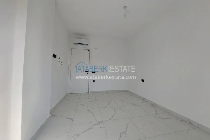 Приобрести Двухкомнатная квартира 75 м2 в центре Алании в новом жилом комплексе 8 