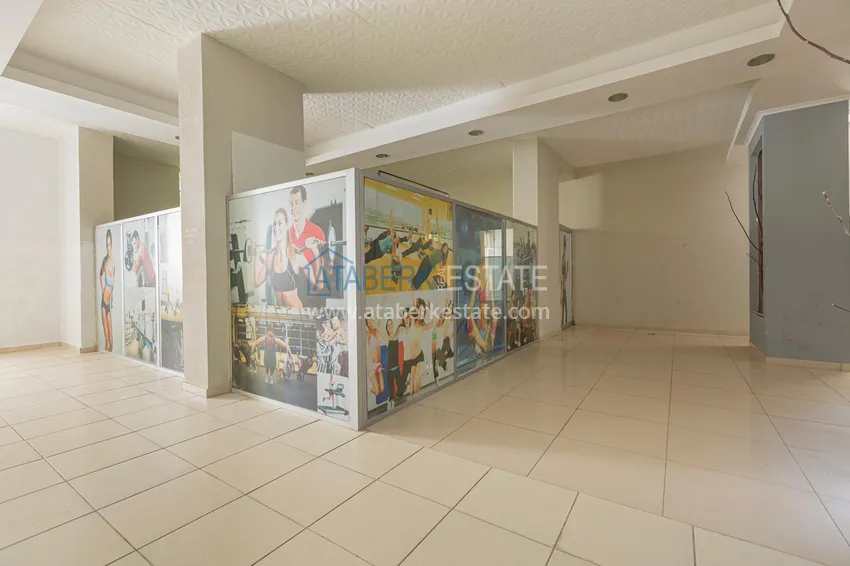 Квартира 2+1 с мебелью, застеклённым балконом и видом на горы, район Махмутлар – Алания 11