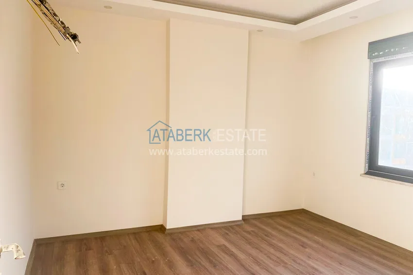 Приобрести Трехкомнатная квартира с видом на море в Алании, район Кестель - вторая линия от моря 9 