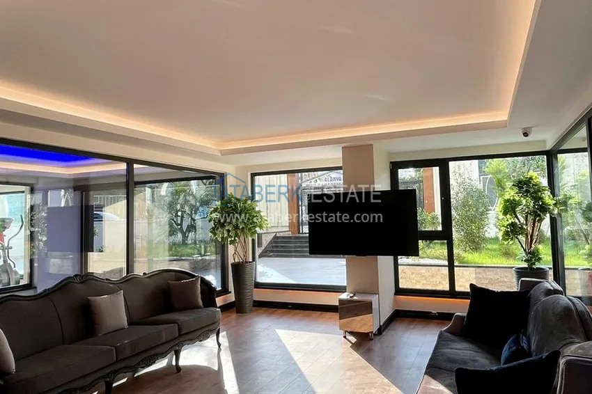 Двухкомнатная квартира под ключ с застекленным балконом - Махмутлар, р-н субботнего рынка 10