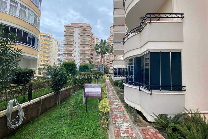 Меблированная квартира всего в 150 метрах от моря, район Махмутлар – Алания 2 