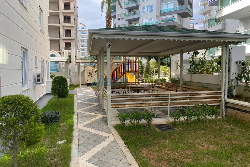 Квартира в Махмутларе с мебелью и застекленным балконом в комплексе премиум-класса 8 